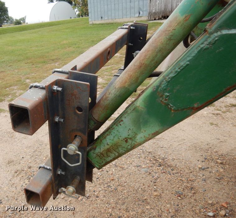 image for item DR0531 1974 Oliver 1465  tractor