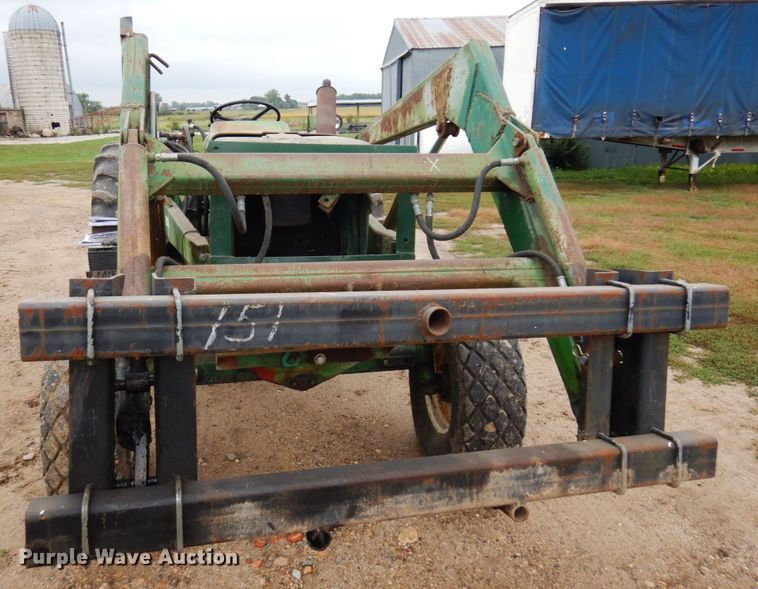 image for item DR0531 1974 Oliver 1465  tractor