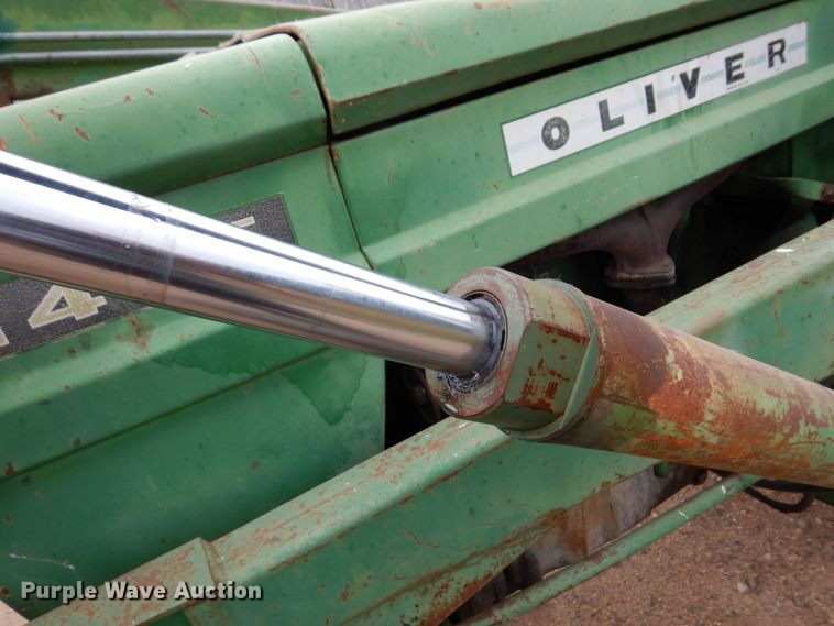 image for item DR0531 1974 Oliver 1465  tractor
