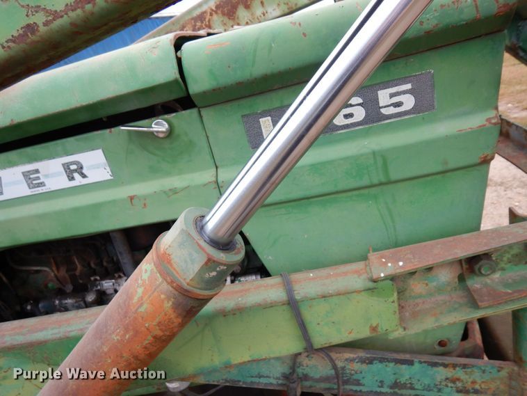 image for item DR0531 1974 Oliver 1465  tractor