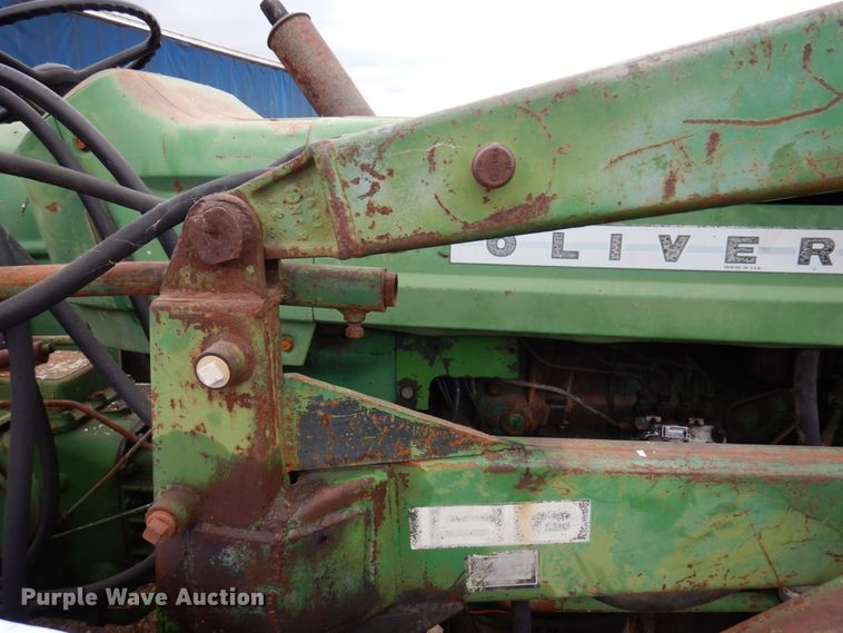 image for item DR0531 1974 Oliver 1465  tractor