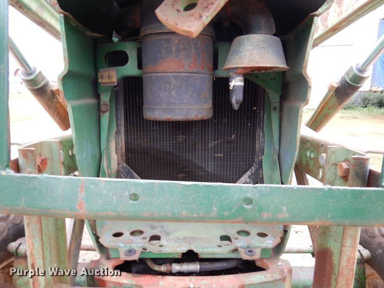 image for item DR0531 1974 Oliver 1465  tractor