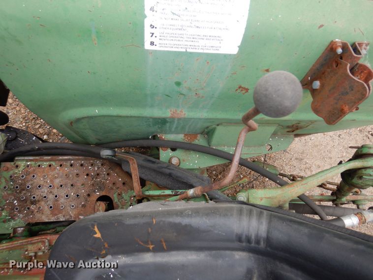 image for item DR0531 1974 Oliver 1465  tractor