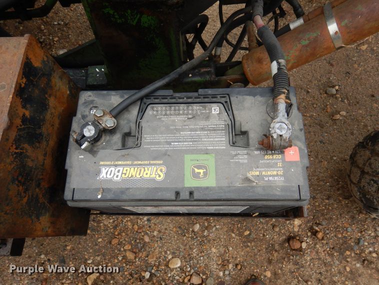 image for item DR0531 1974 Oliver 1465  tractor