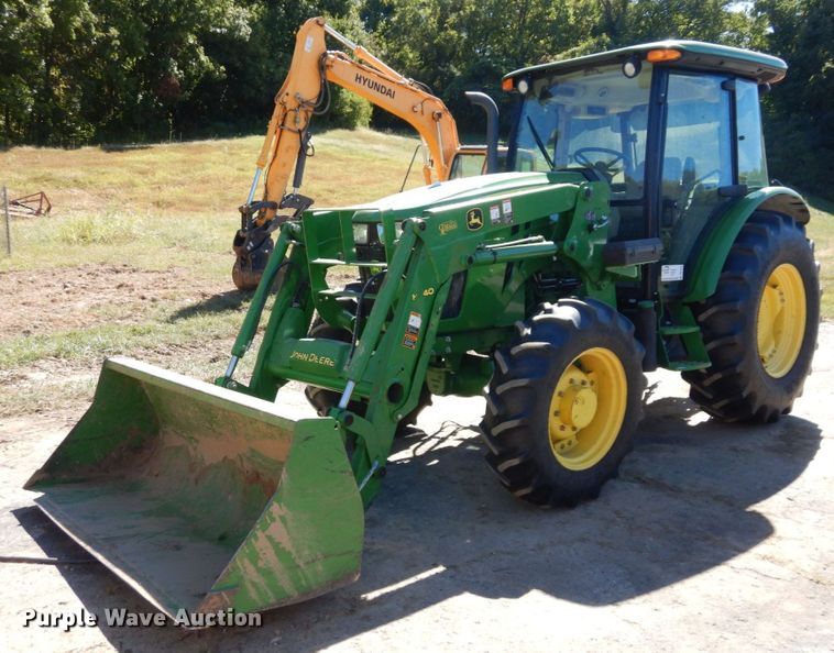 image for item DS1415 2014 John Deere 5085E  MFWD tractor