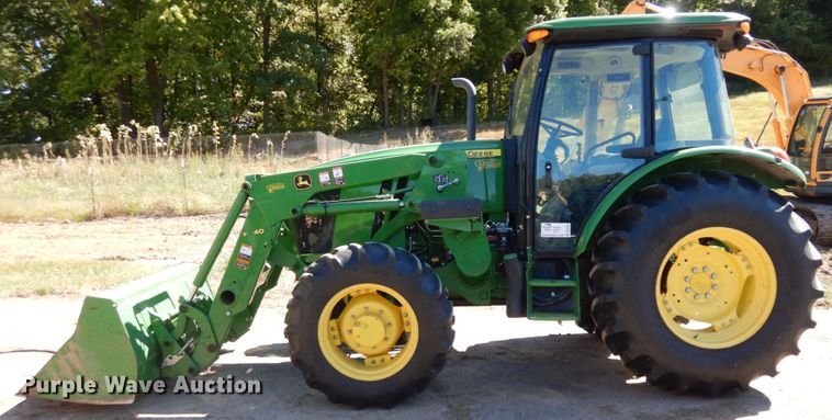 image for item DS1415 2014 John Deere 5085E  MFWD tractor