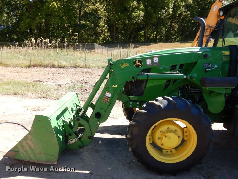 image for item DS1415 2014 John Deere 5085E  MFWD tractor