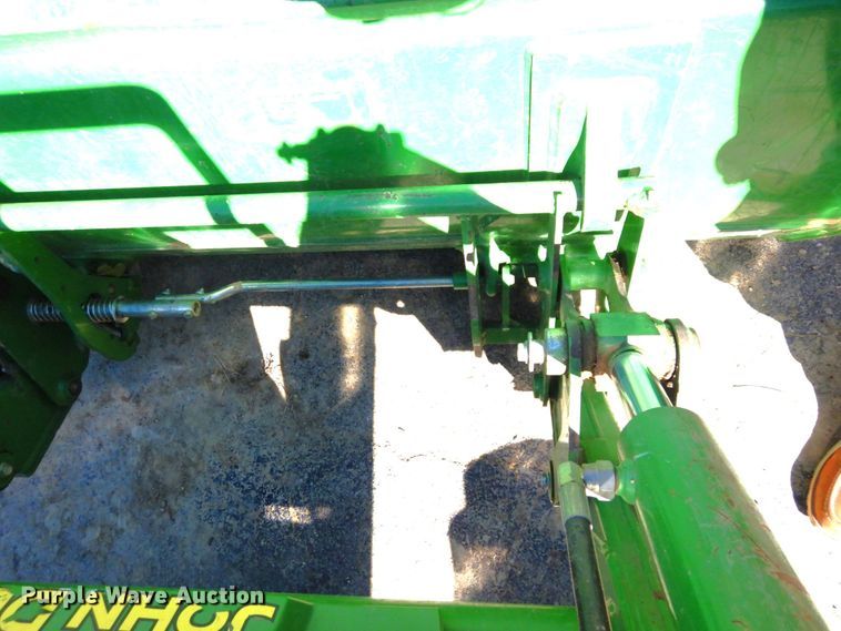 image for item DS1415 2014 John Deere 5085E  MFWD tractor