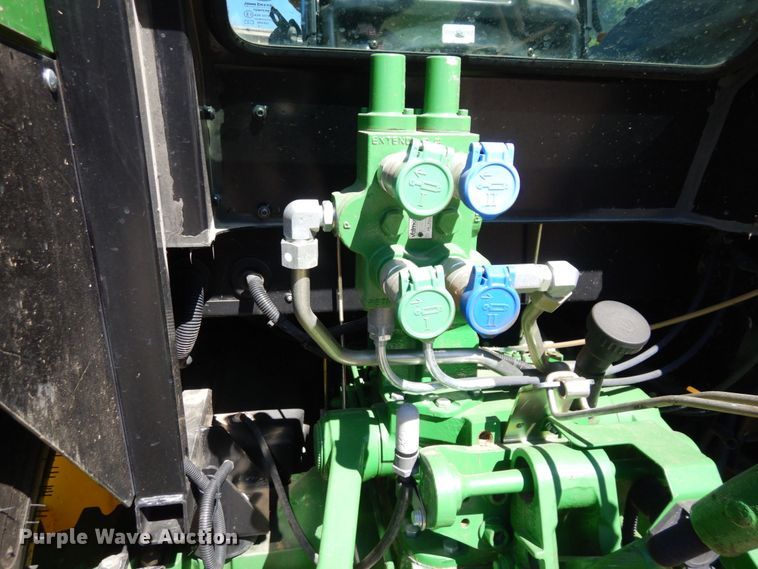 image for item DS1415 2014 John Deere 5085E  MFWD tractor