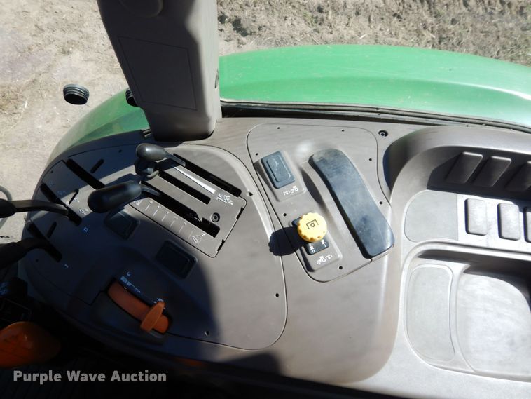 image for item DS1415 2014 John Deere 5085E  MFWD tractor