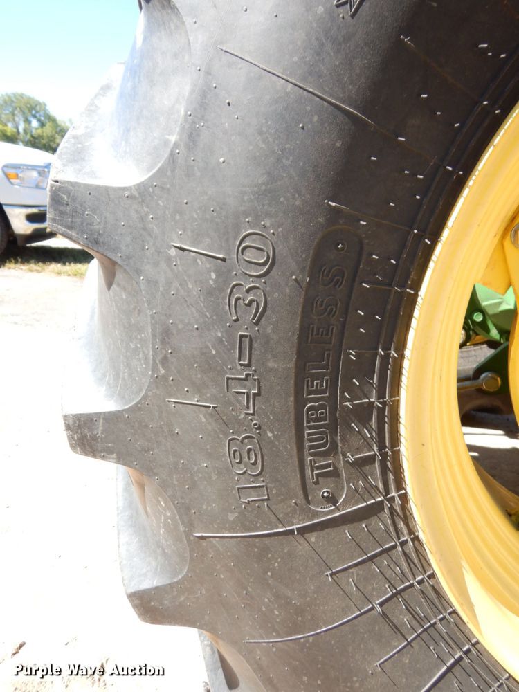 image for item DS1415 2014 John Deere 5085E  MFWD tractor