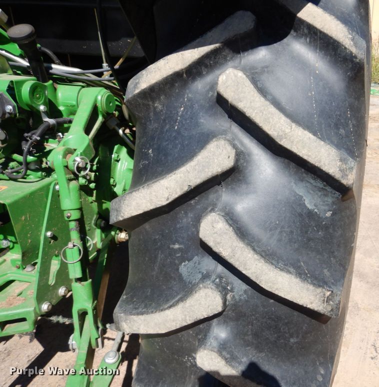 image for item DS1415 2014 John Deere 5085E  MFWD tractor