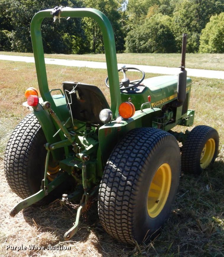 image for item DS1416 1985 John Deere 750  MFWD tractor