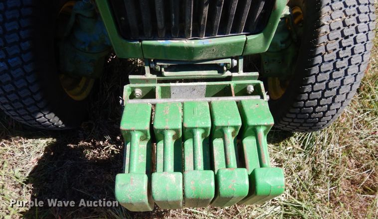 image for item DS1416 1985 John Deere 750  MFWD tractor