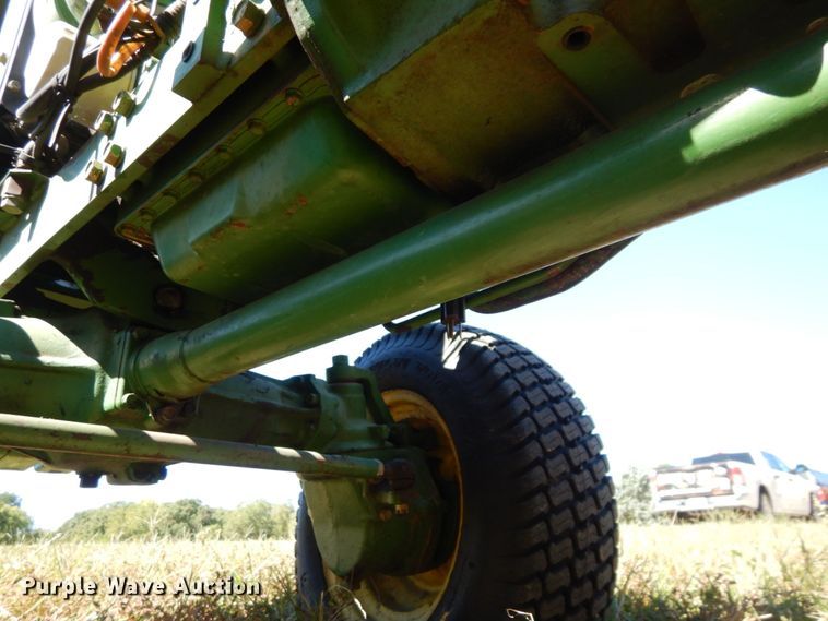 image for item DS1416 1985 John Deere 750  MFWD tractor