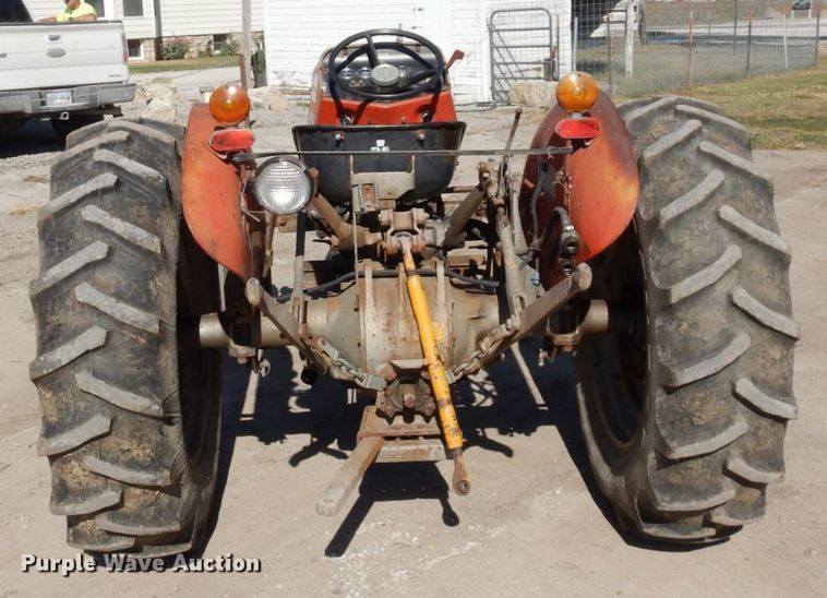 image for item DS1425 1978 Massey Ferguson 230  tractor
