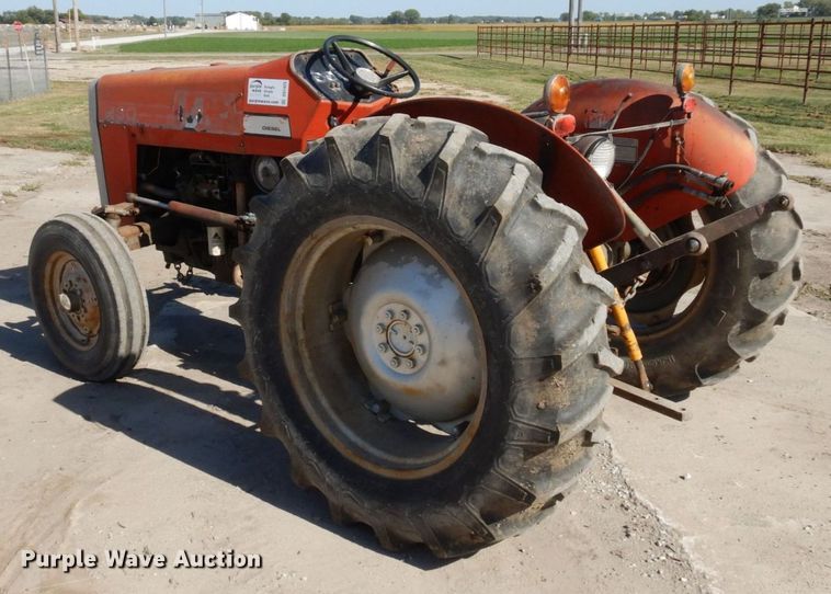 image for item DS1425 1978 Massey Ferguson 230  tractor