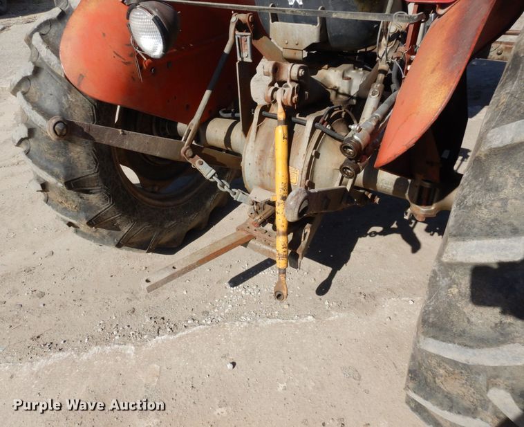 image for item DS1425 1978 Massey Ferguson 230  tractor