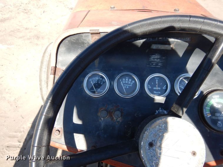 image for item DS1425 1978 Massey Ferguson 230  tractor