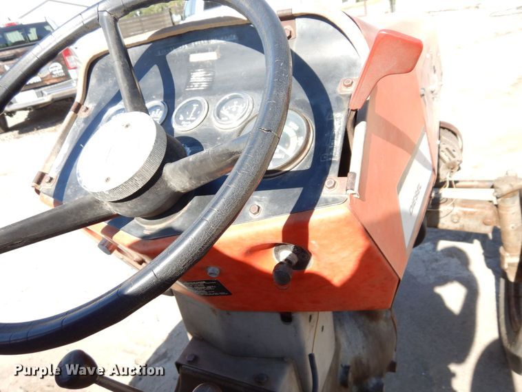 image for item DS1425 1978 Massey Ferguson 230  tractor