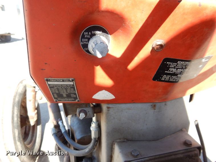 image for item DS1425 1978 Massey Ferguson 230  tractor