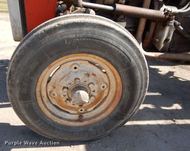 image for item DS1425 1978 Massey Ferguson 230  tractor