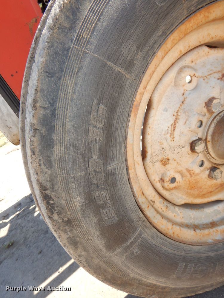 image for item DS1425 1978 Massey Ferguson 230  tractor