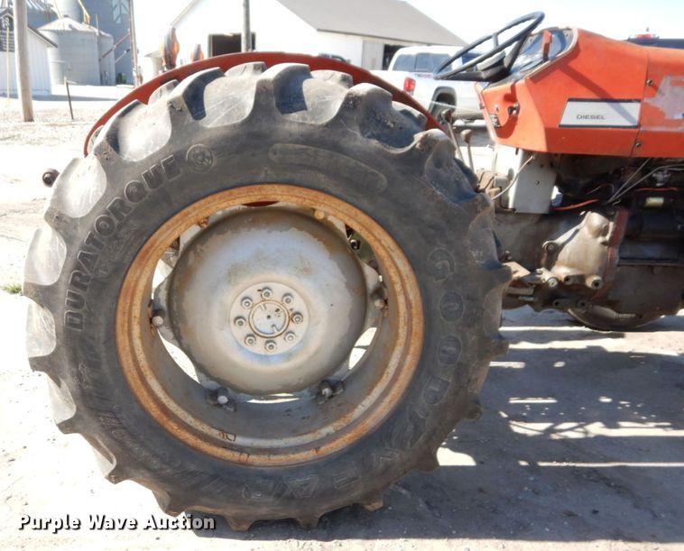 image for item DS1425 1978 Massey Ferguson 230  tractor