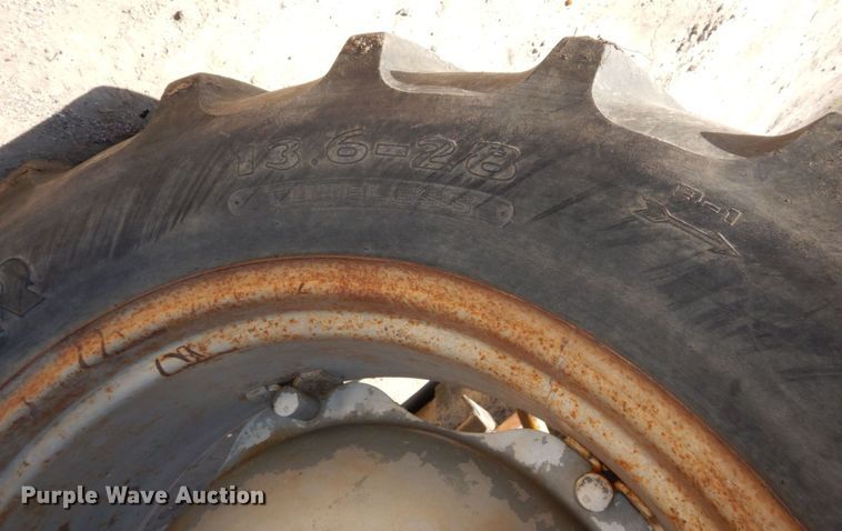 image for item DS1425 1978 Massey Ferguson 230  tractor