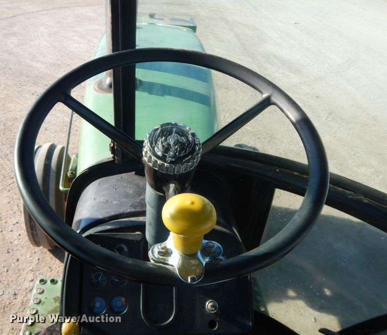 image for item HF9377 1980 John Deere 4640  tractor