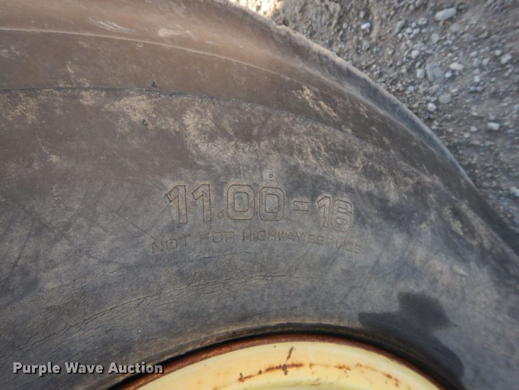 image for item HF9377 1980 John Deere 4640  tractor