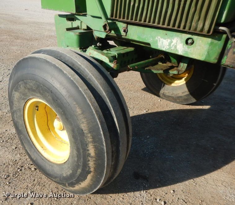 image for item HF9377 1980 John Deere 4640  tractor