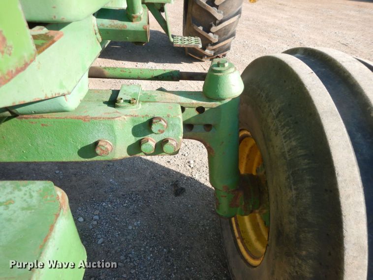 image for item HF9377 1980 John Deere 4640  tractor