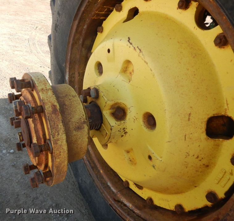 image for item HF9377 1980 John Deere 4640  tractor