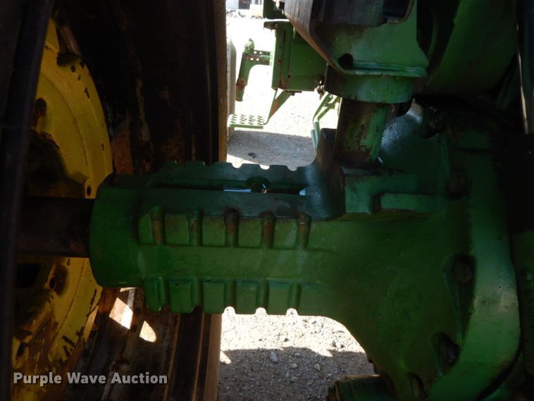 image for item HF9377 1980 John Deere 4640  tractor