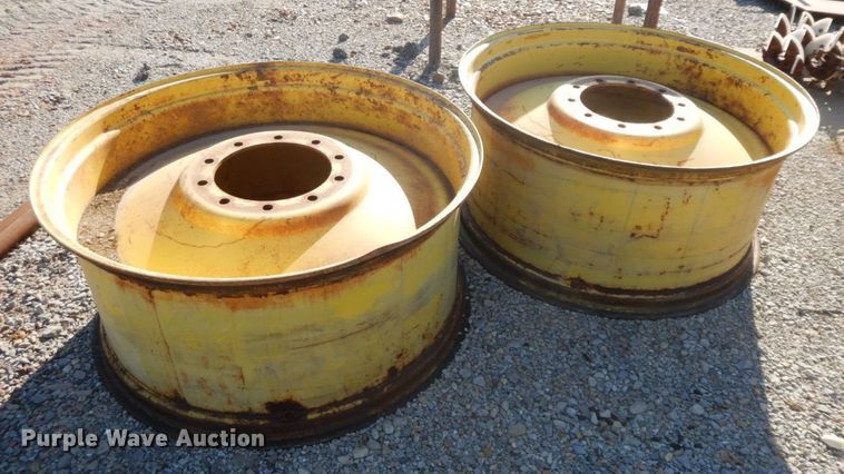 image for item HF9377 1980 John Deere 4640  tractor