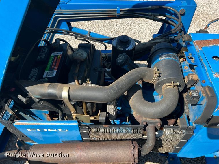 image for item IA9145 1997 New Holland 1220  MFWD tractor