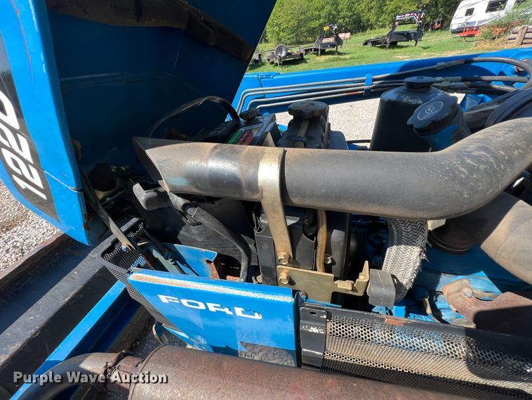 image for item IA9145 1997 New Holland 1220  MFWD tractor