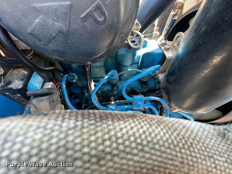 image for item IA9145 1997 New Holland 1220  MFWD tractor