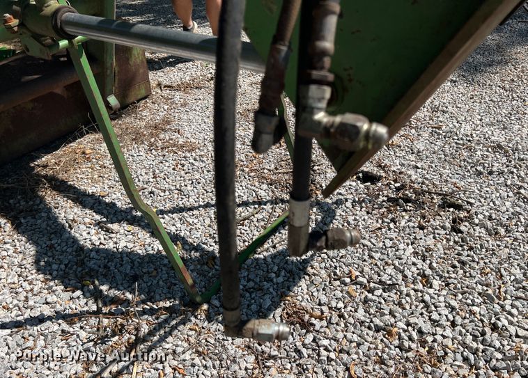 image for item IA9146 John Deere 148  loader