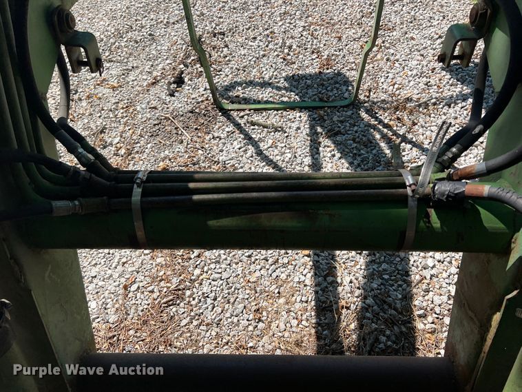 image for item IA9146 John Deere 148  loader