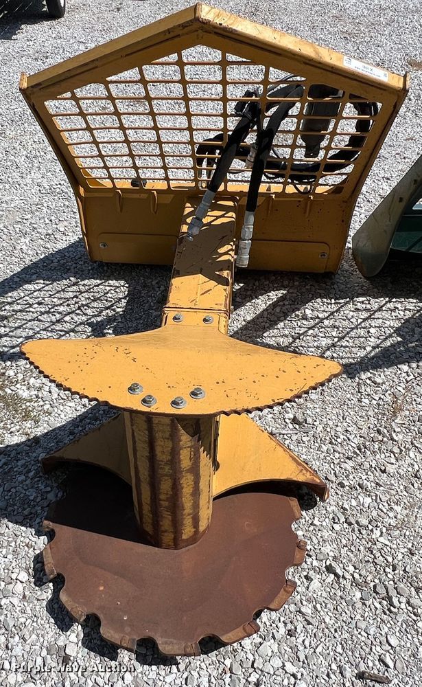 image for item IA9156 2017 Turbo Saw RT30  skid steer tree saw