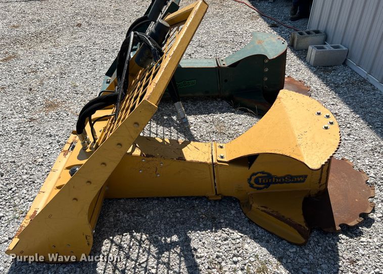 image for item IA9156 2017 Turbo Saw RT30  skid steer tree saw