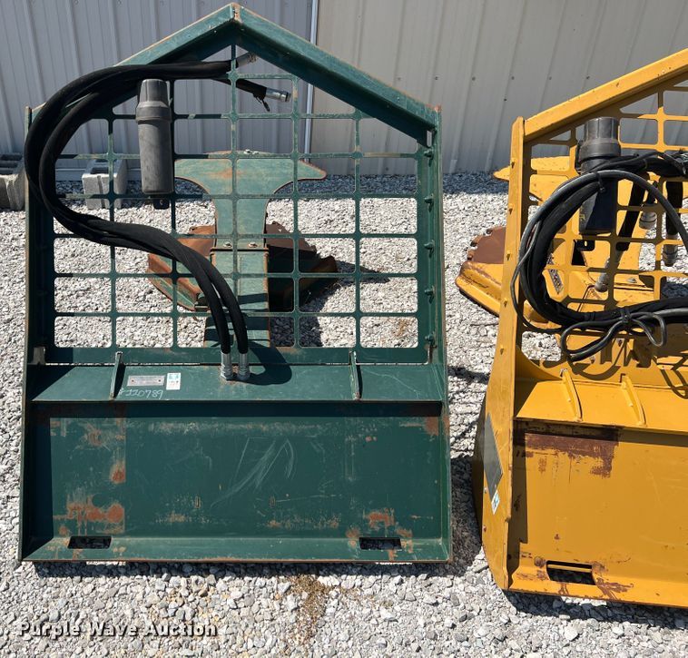 image for item IA9157 2015 Dougherty Forestry TQR  skid steer tree saw