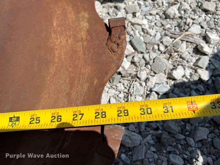 image for item IA9157 2015 Dougherty Forestry TQR  skid steer tree saw