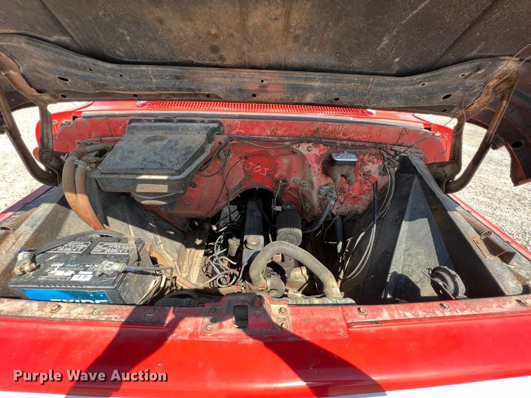 image for item IA9208 1966 Chevrolet C60  grain truck