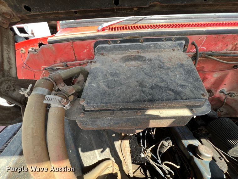 image for item IA9208 1966 Chevrolet C60  grain truck