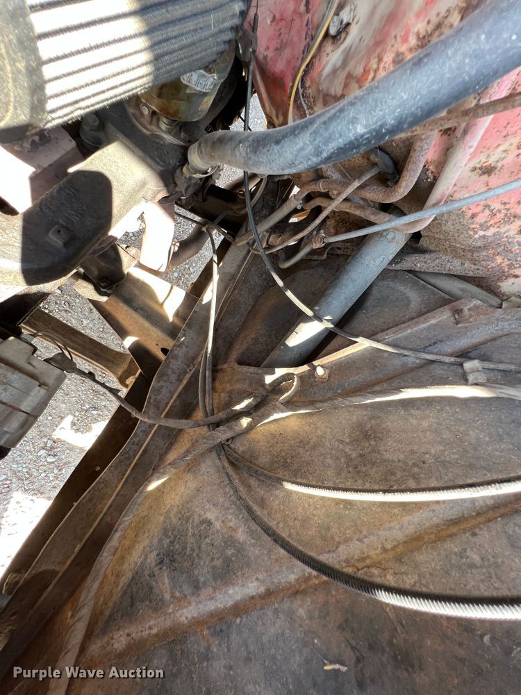 image for item IA9208 1966 Chevrolet C60  grain truck