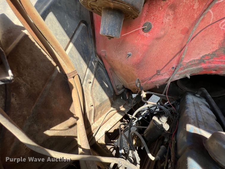 image for item IA9208 1966 Chevrolet C60  grain truck