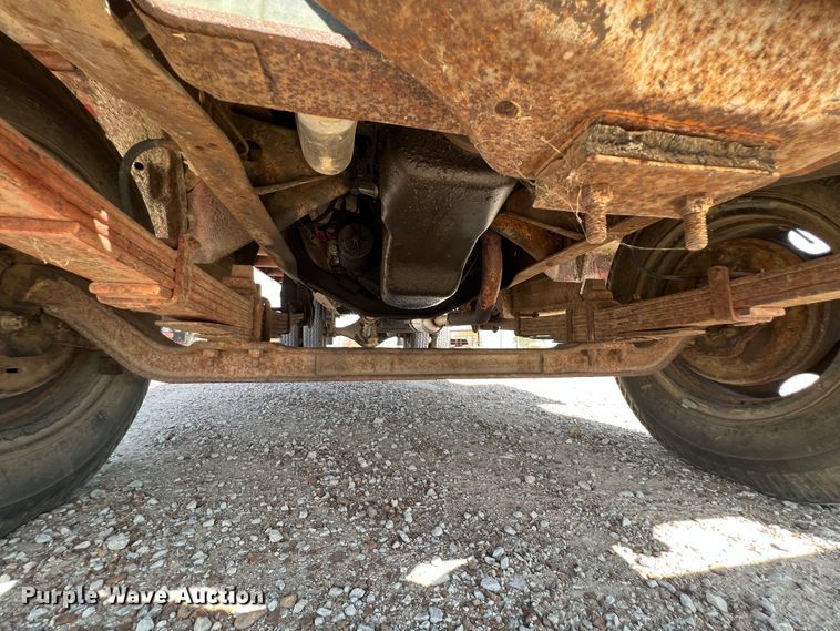 image for item IA9208 1966 Chevrolet C60  grain truck